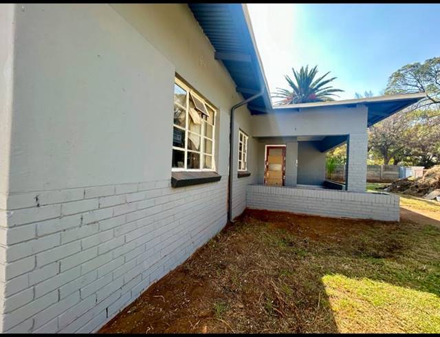 5 BEDROOM HOUSE FOR SALE IN VANDERBIJLPARK CW 6